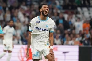 斯基拉：马赛为奥巴梅扬提供一年合同，球员自由身离开卡迪西亚