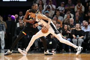 Windhorst：我坚信马刺拥有光明未来 但不确定新赛季是否能进前6