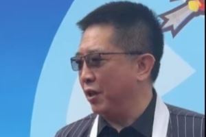 胡卫东：中国男篮在亚洲杯的表现非常棒 希望更多年轻人走出去