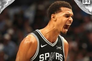 我得自降标准!?文班赛季前三战至少100分15帽 NBA历史首人